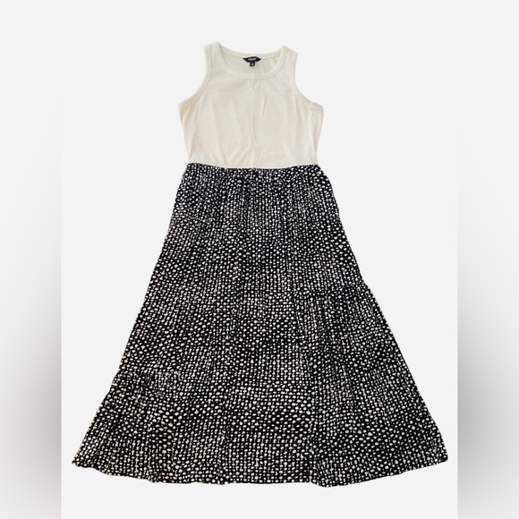 SIMPLY VERA by VERA WANG Ruffle Bottom Ribbed Top Black & White Maxi Dress SZ M - Picture 1 of 5